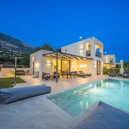 Villa Aggelatos Stone Lourdata (Kefalonia)